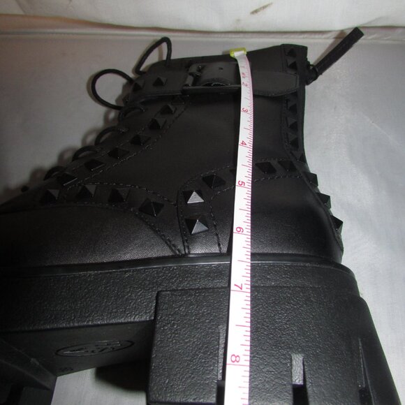 Black Ash Lewis Studded Boot Size 39 New No Tags W/ Dust Bag - Picture 7 of 8